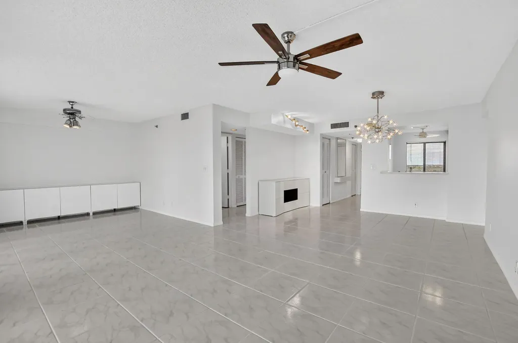 7370 S Oriole Boulevard Delray Beach FL 33446