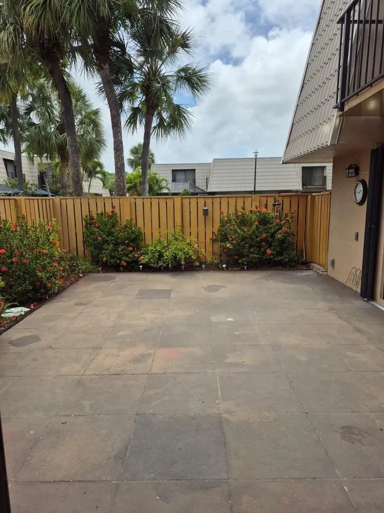 5012 50th Way West Palm Beach FL 33409