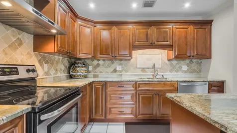 2510 Rampart Way S Hollywood FL 33026