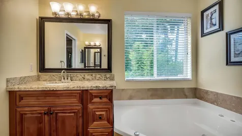 2510 Rampart Way S Hollywood FL 33026