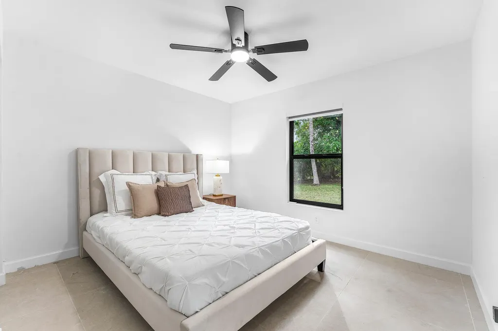 608 SE 2nd Avenue Delray Beach FL 33483