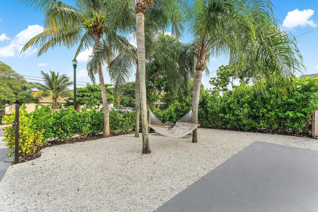 608 SE 2nd Avenue Delray Beach FL 33483