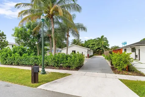 608 SE 2nd Avenue Delray Beach FL 33483