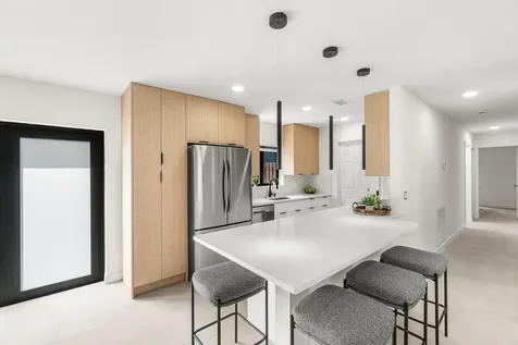 608 SE 2nd Avenue Delray Beach FL 33483