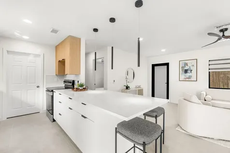 608 SE 2nd Avenue Delray Beach FL 33483