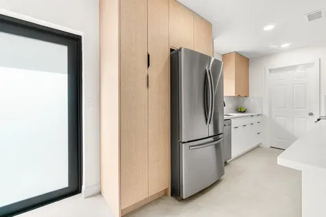 608 SE 2nd Avenue Delray Beach FL 33483