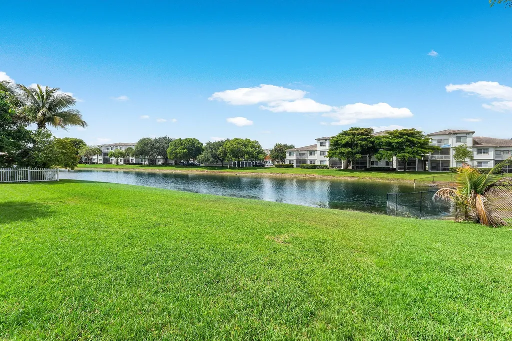 3260 Commodore Court West Palm Beach FL 33411