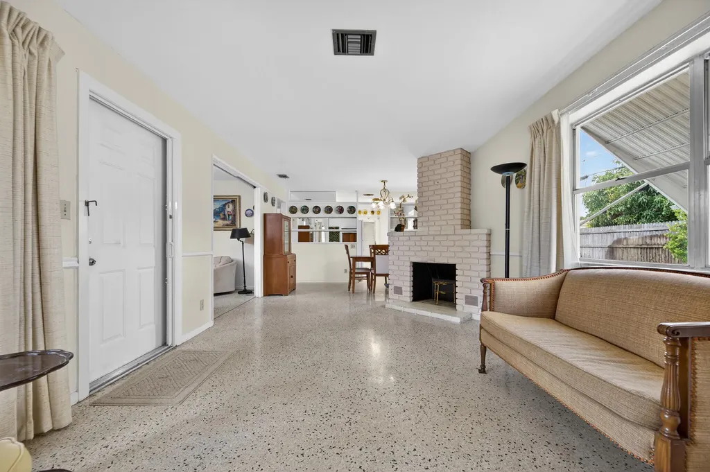 1029 Andrews Road West Palm Beach FL 33405