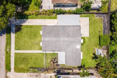 1029 Andrews Road West Palm Beach FL 33405