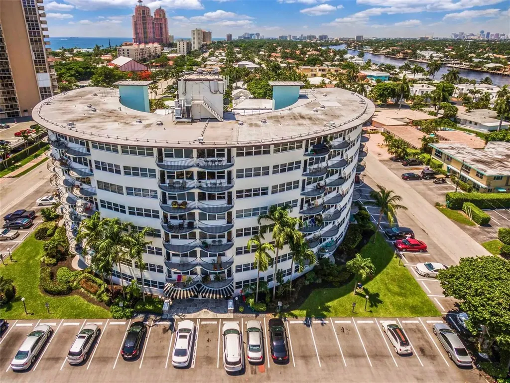 3250 NE 28th Street Fort Lauderdale FL 33308