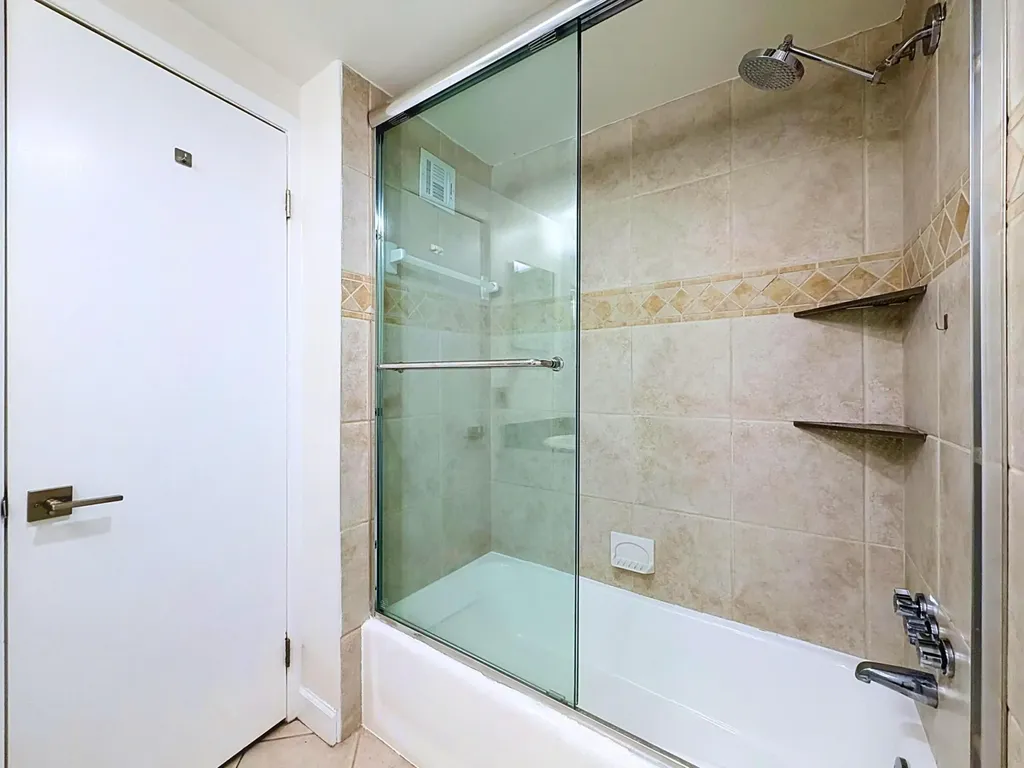 3250 NE 28th Street Fort Lauderdale FL 33308