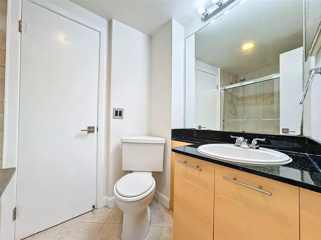 3250 NE 28th Street Fort Lauderdale FL 33308