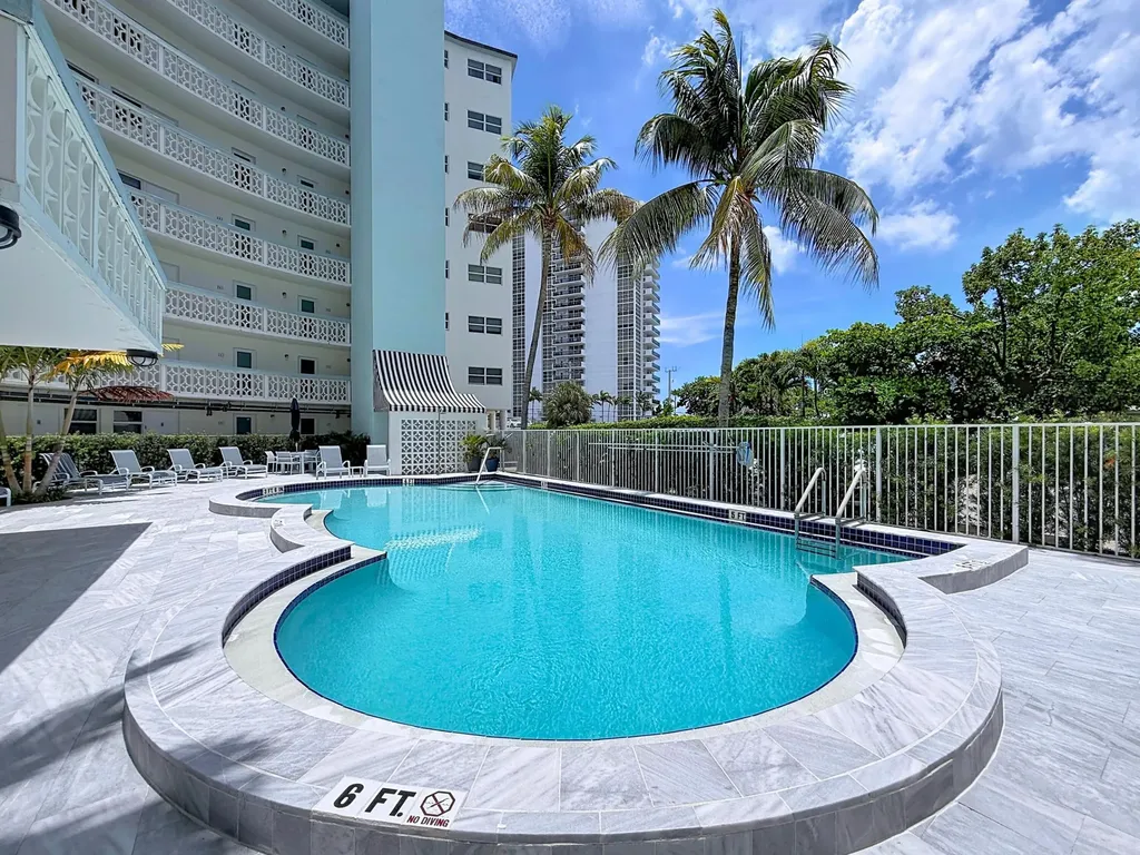 3250 NE 28th Street Fort Lauderdale FL 33308