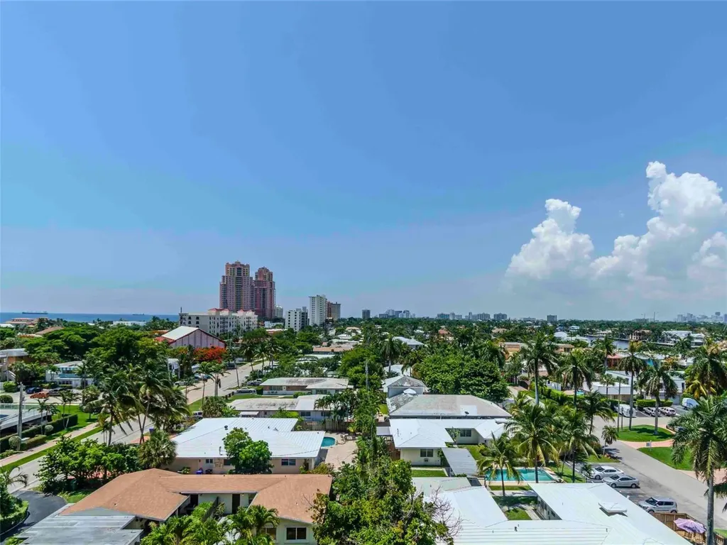 3250 NE 28th Street Fort Lauderdale FL 33308