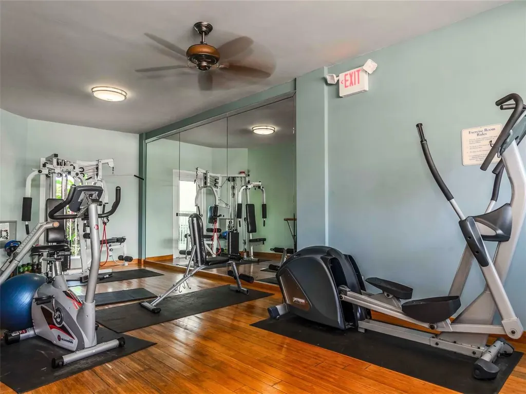 3250 NE 28th Street Fort Lauderdale FL 33308