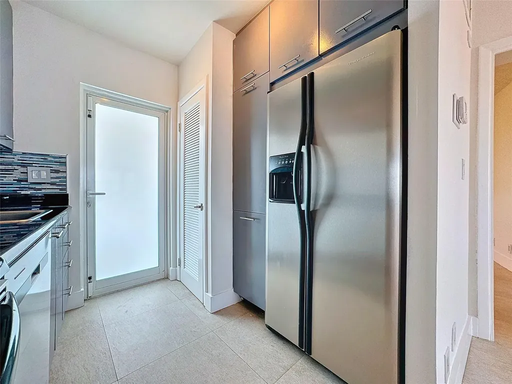 3250 NE 28th Street Fort Lauderdale FL 33308