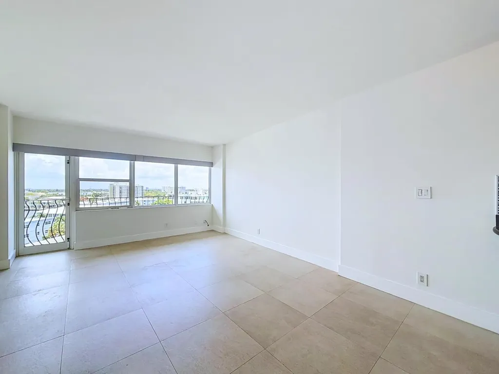 3250 NE 28th Street Fort Lauderdale FL 33308