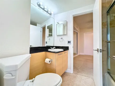 3250 NE 28th Street Fort Lauderdale FL 33308