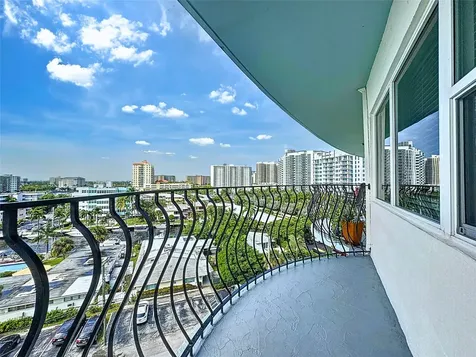 3250 NE 28th Street Fort Lauderdale FL 33308