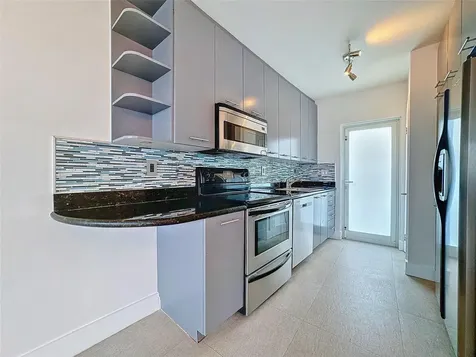 3250 NE 28th Street Fort Lauderdale FL 33308