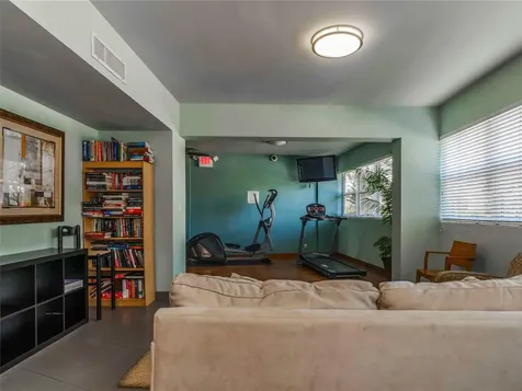 3250 NE 28th Street Fort Lauderdale FL 33308