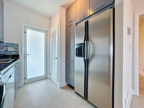 3250 NE 28th Street Fort Lauderdale FL 33308