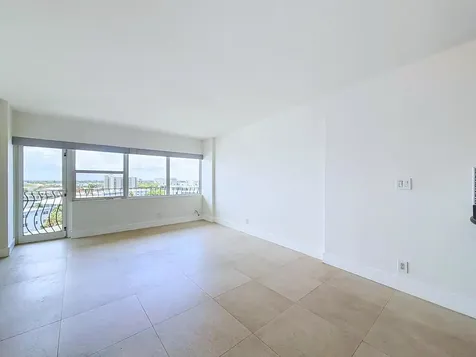 3250 NE 28th Street Fort Lauderdale FL 33308