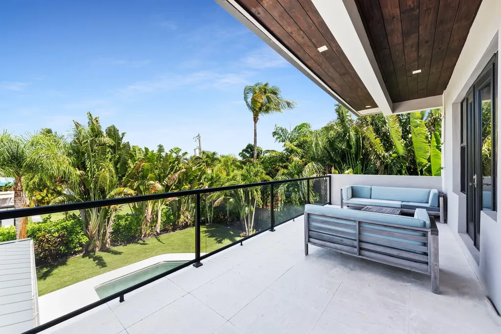 1100 SE 5th Court Deerfield Beach FL 33441