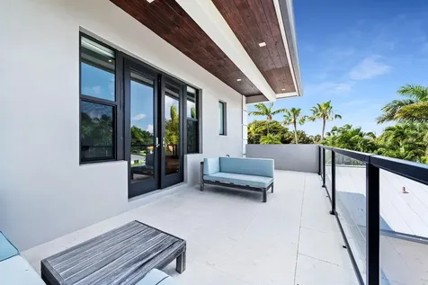 1100 SE 5th Court Deerfield Beach FL 33441