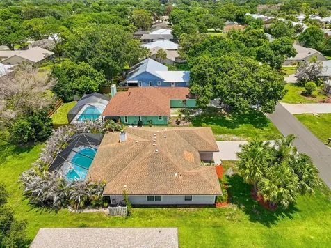 724 24th Square Vero Beach FL 32962