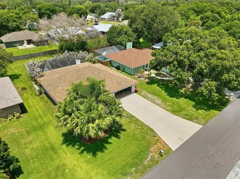 724 24th Square Vero Beach FL 32962