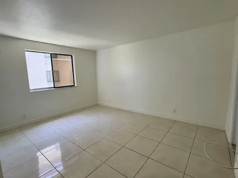 5981 Vía Vermilya Lantana FL 33462