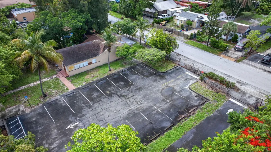 129 NW 11th Street Pompano Beach FL 33060