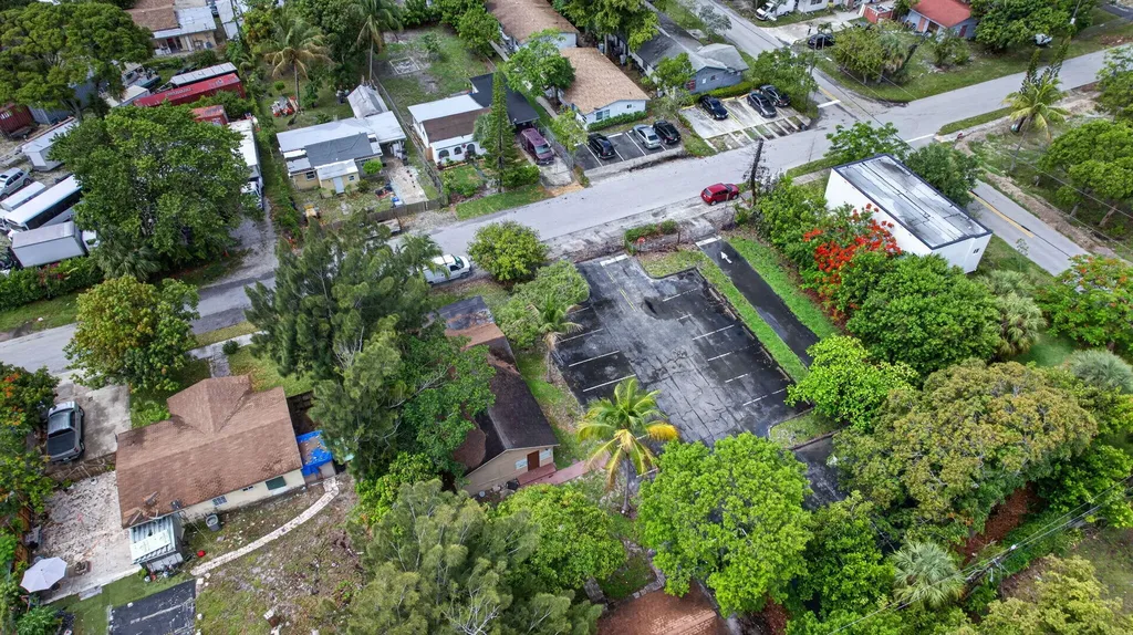 129 NW 11th Street Pompano Beach FL 33060