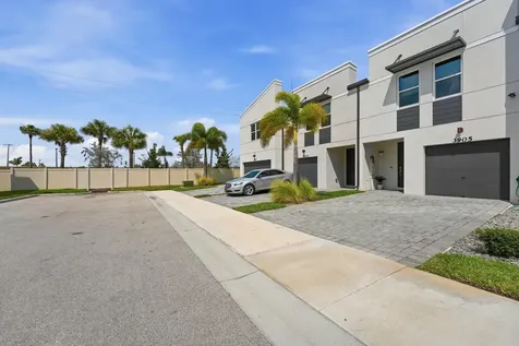 3905 SE Mentmore Lane Stuart FL 34997