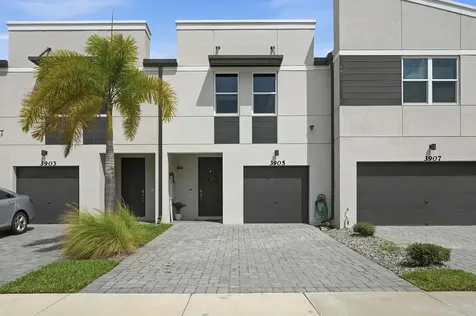 3905 SE Mentmore Lane Stuart FL 34997