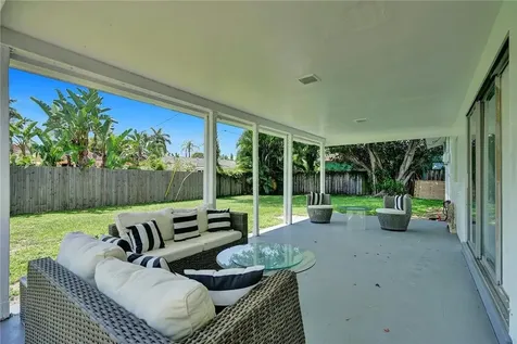 5101 NE 27th Avenue Lighthouse Point FL 33064