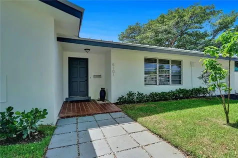 5101 NE 27th Avenue Lighthouse Point FL 33064