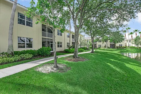 9777 Bowline Drive West Palm Beach FL 33411