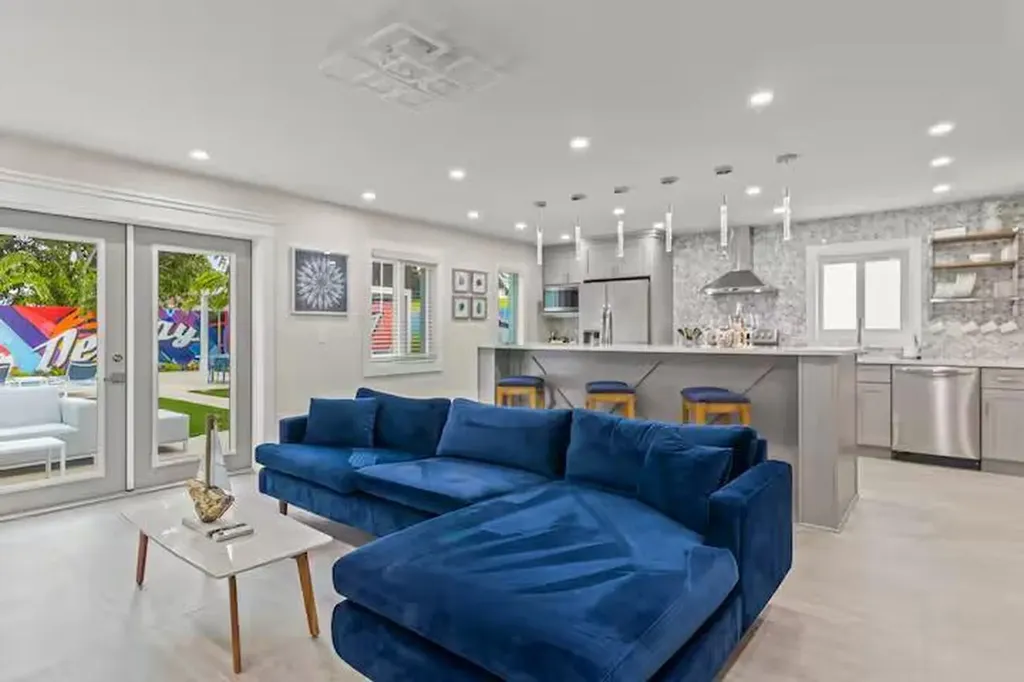 322 NW 4th Avenue Delray Beach FL 33444