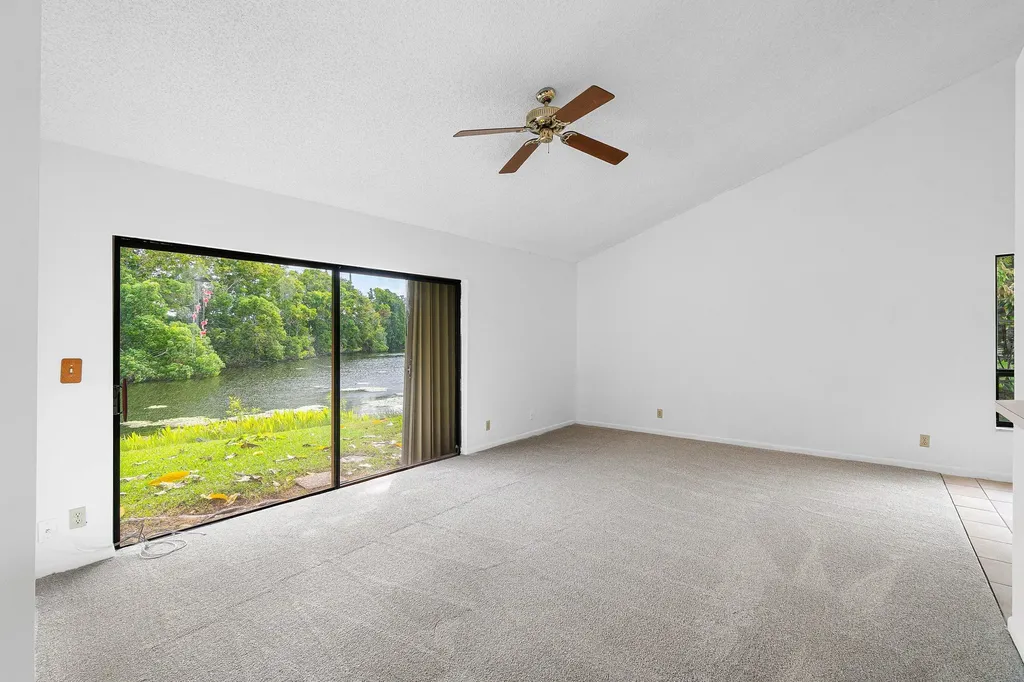 9297 Laurel Green Drive Boynton Beach FL 33437