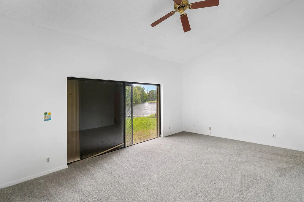 9297 Laurel Green Drive Boynton Beach FL 33437