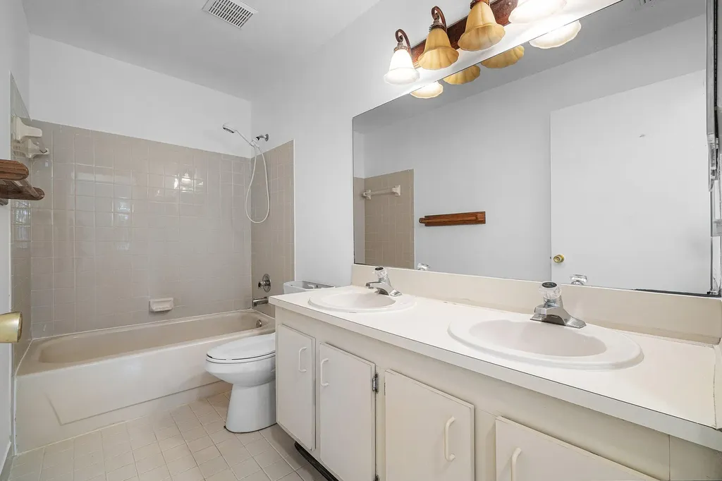 9297 Laurel Green Drive Boynton Beach FL 33437