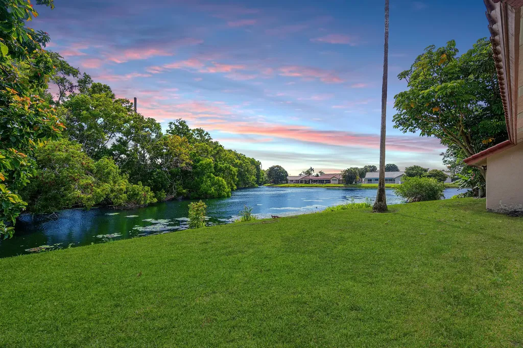 9297 Laurel Green Drive Boynton Beach FL 33437