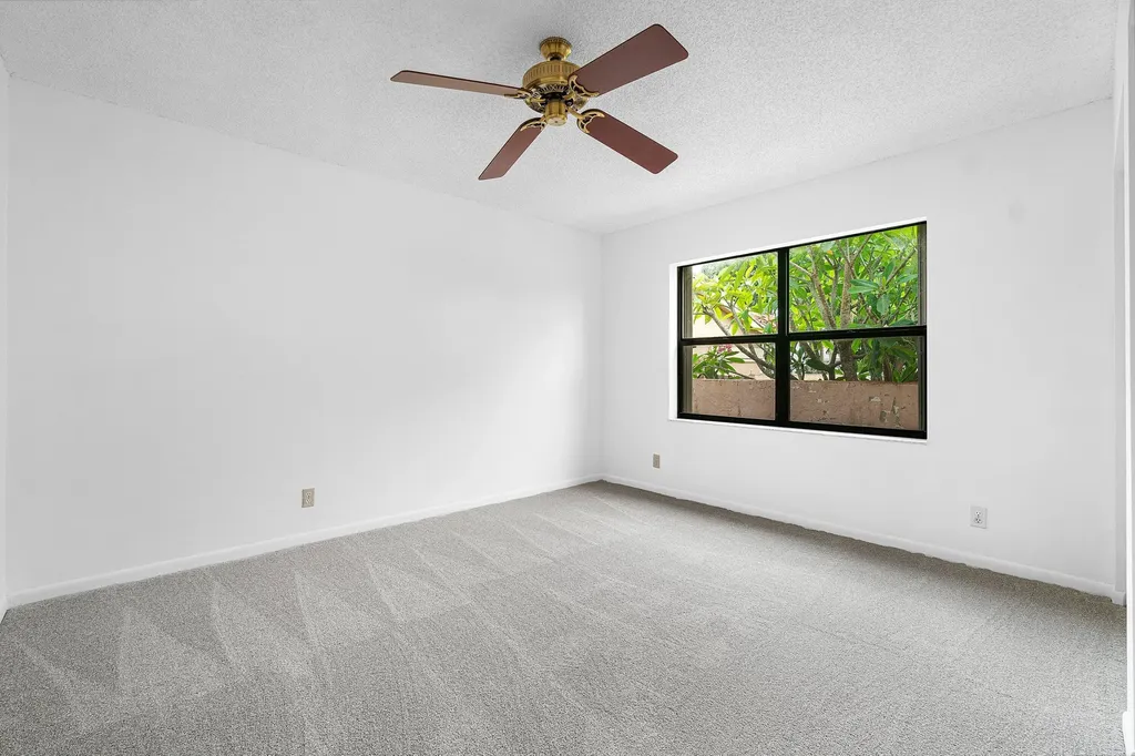 9297 Laurel Green Drive Boynton Beach FL 33437