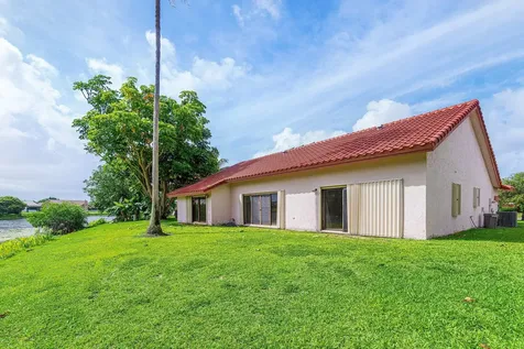 9297 Laurel Green Drive Boynton Beach FL 33437