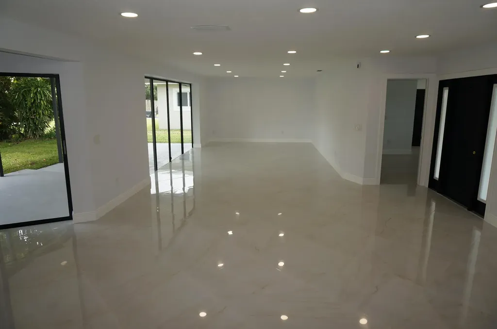 1513 39th Street West Palm Beach FL 33407