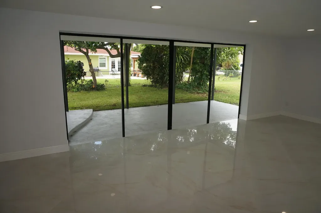 1513 39th Street West Palm Beach FL 33407