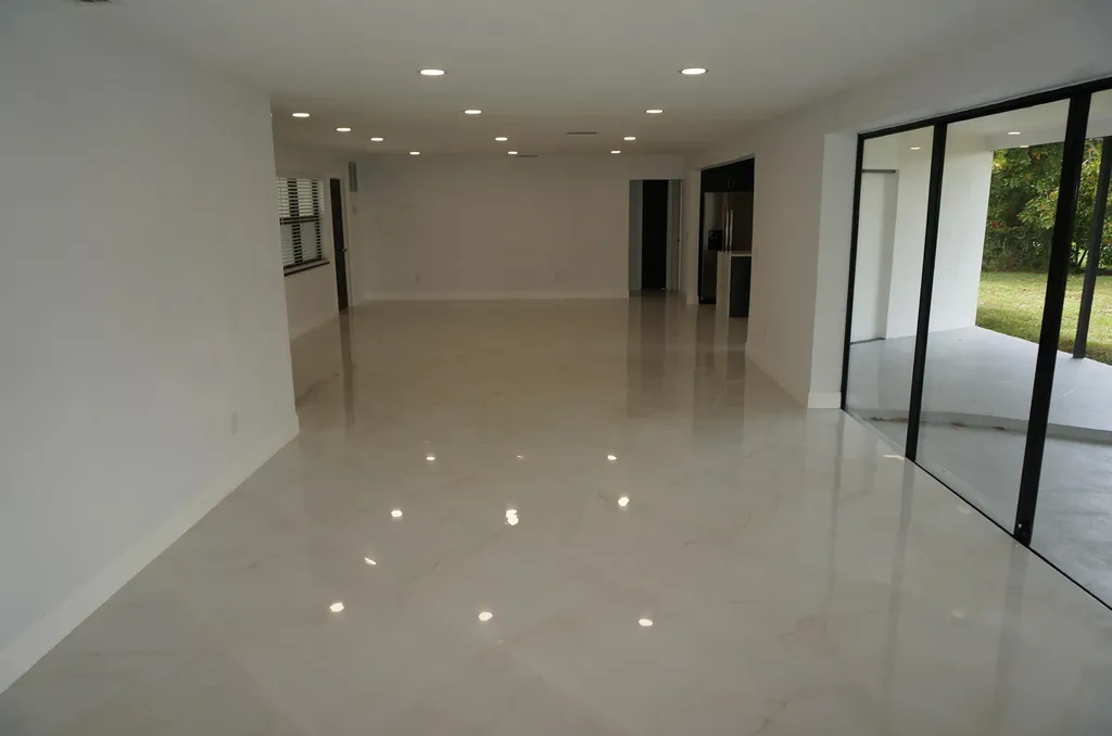 1513 39th Street West Palm Beach FL 33407