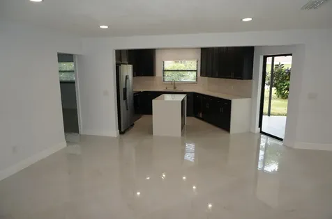 1513 39th Street West Palm Beach FL 33407
